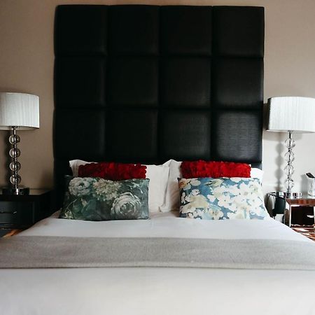The Hedge Guesthouse 库鲁曼 外观 照片