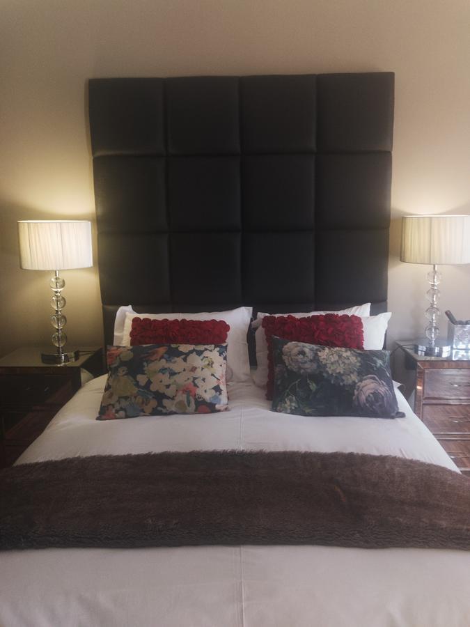 The Hedge Guesthouse 库鲁曼 外观 照片